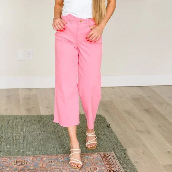 **NWOT**LISA HIGH RISE CONTROL TOP WIDE LEG CROP JEANS IN PINK - Picture 7 of 9